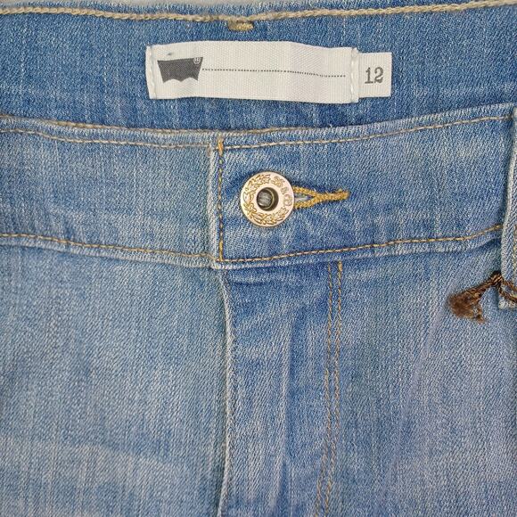 Levi's Denim Shorts Women's Size 12 Mom High Rise 4" Midi Blue Jean W31 Stretch - Picture 4 of 11